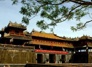 Cùng lưu giữ kỷ niệm đáng nhớ khi tham gia tour du lịch Huế