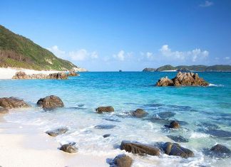 Top 4 bãi biển đẹp được du khách đánh giá cao nhất tại Việt Nam