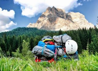 Những món đồ không thể thiếu khi đi du lịch vào mùa mưa bão Những món đồ không thể thiếu khi đi du lịch vào mùa mưa bão