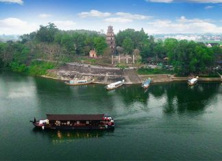 Sông Hương – Điểm du lịch lý tưởng trong chuyến du lịch Huế mộng mơ Sông Hương - Điểm du lịch lý tưởng trong chuyến du lịch Huế mộng mơ